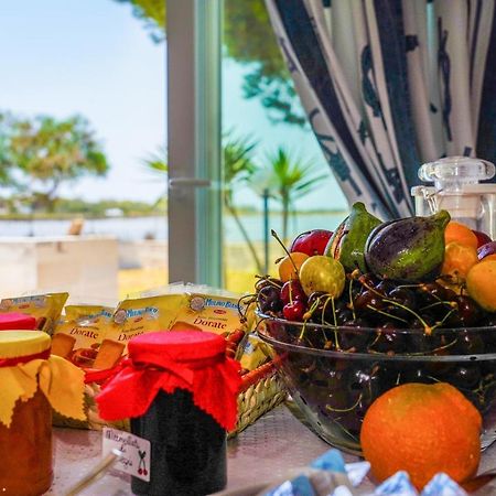 B&B La Penisola Porto Cesareo Bagian luar foto