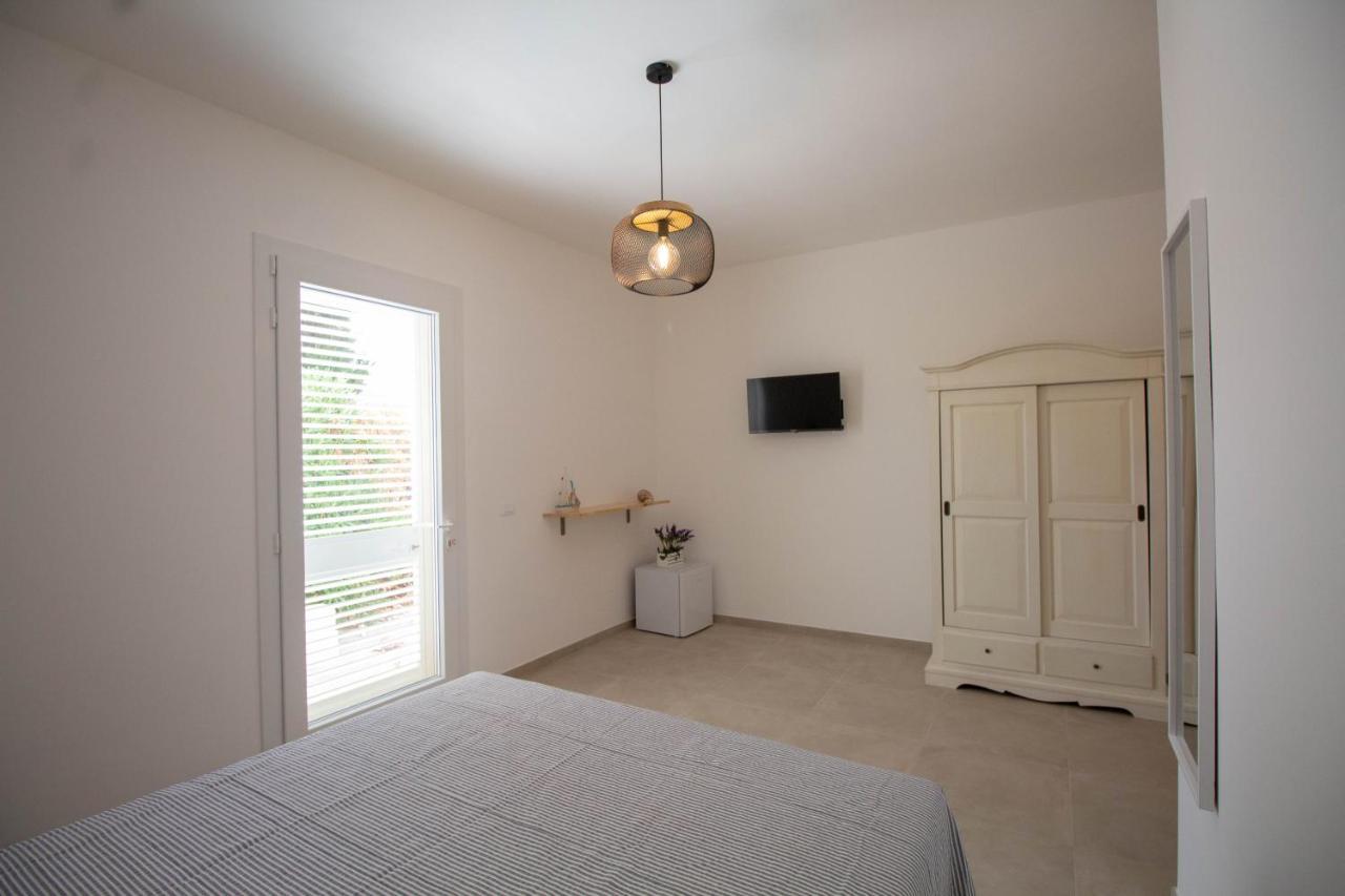 B&B La Penisola Porto Cesareo Bagian luar foto