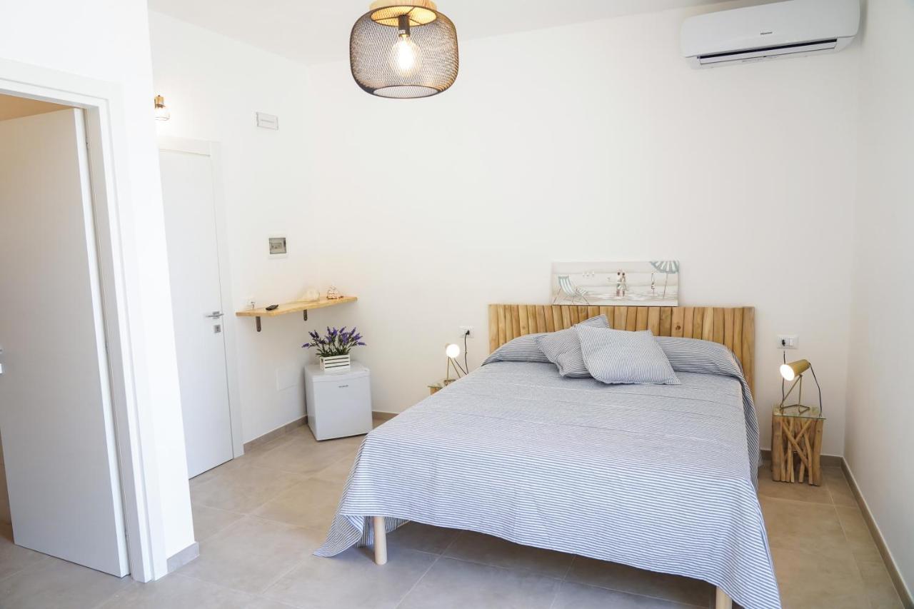 B&B La Penisola Porto Cesareo Bagian luar foto