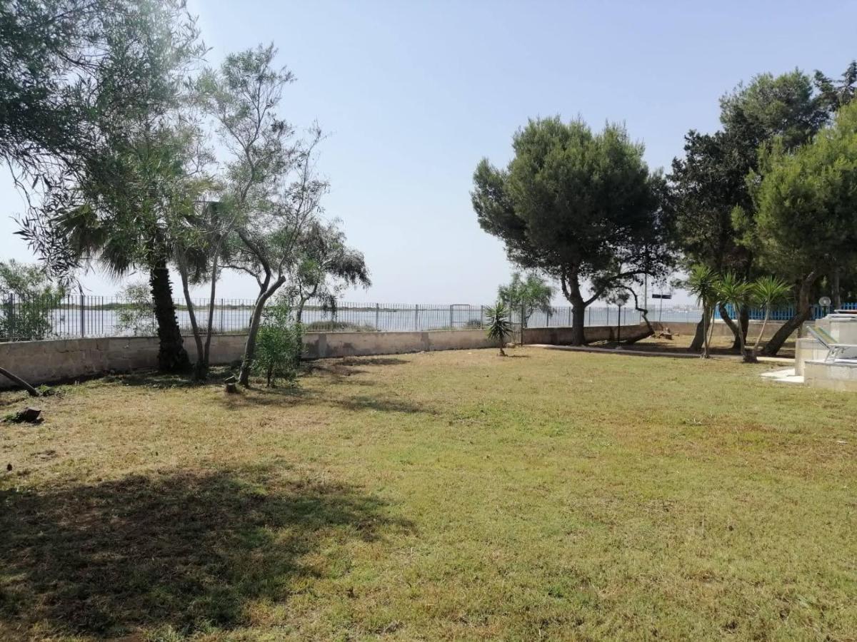 B&B La Penisola Porto Cesareo Bagian luar foto
