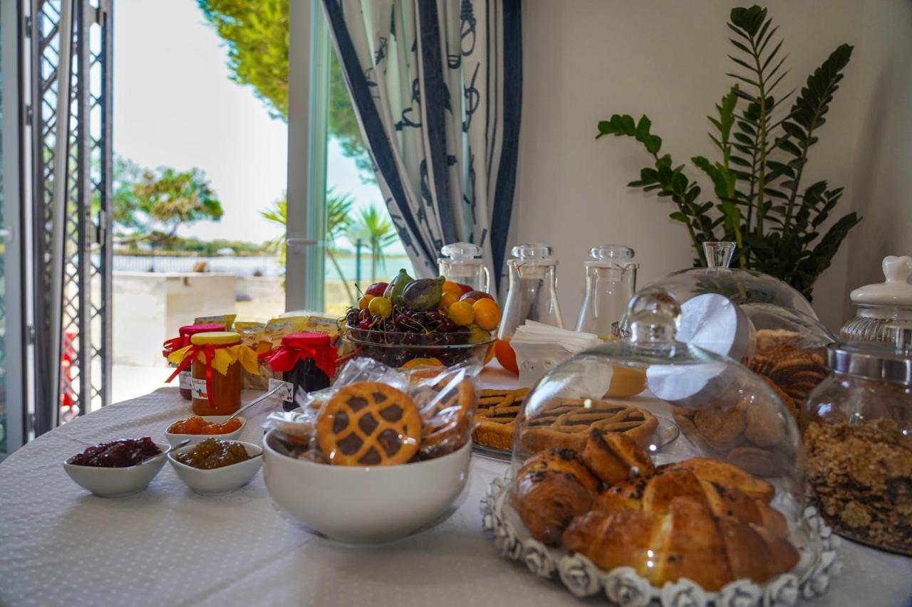 B&B La Penisola Porto Cesareo Bagian luar foto