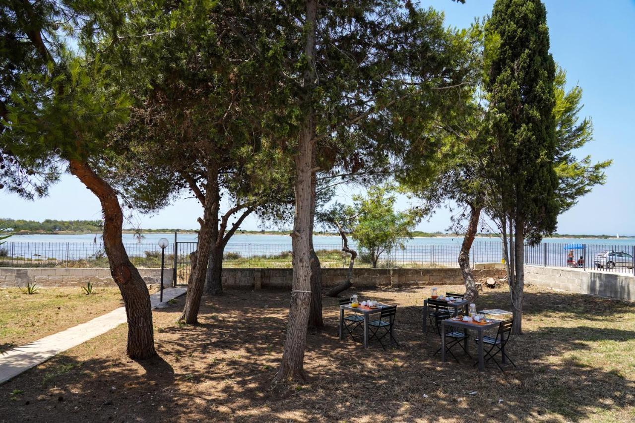 B&B La Penisola Porto Cesareo Bagian luar foto