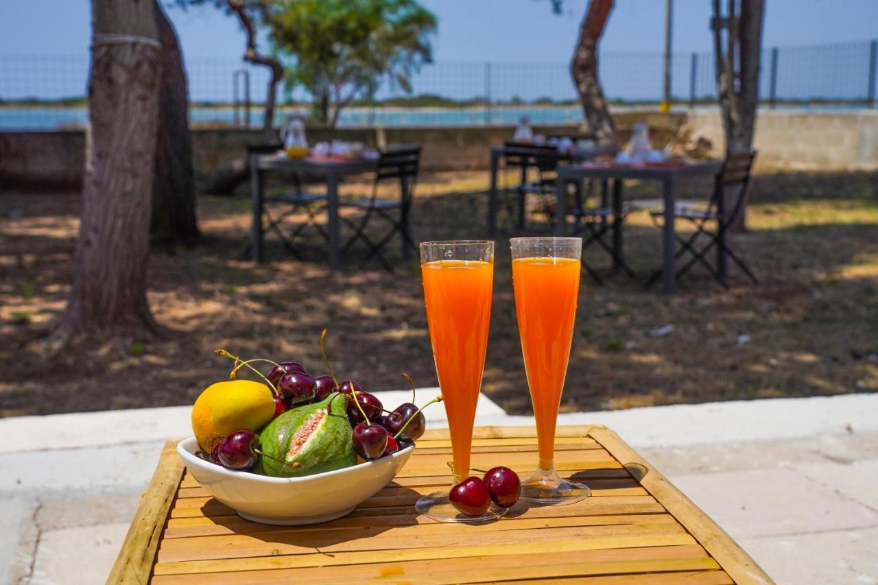 B&B La Penisola Porto Cesareo Bagian luar foto